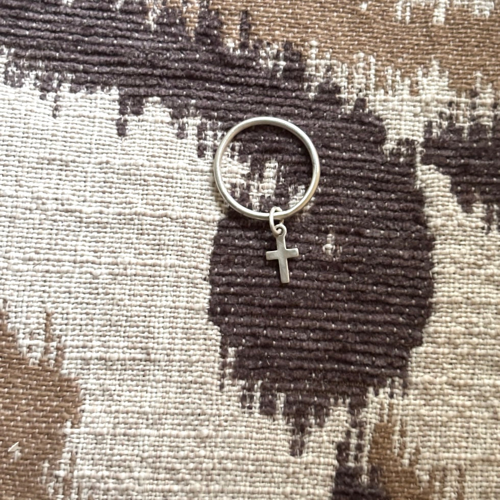 Cross Tiny Ring
