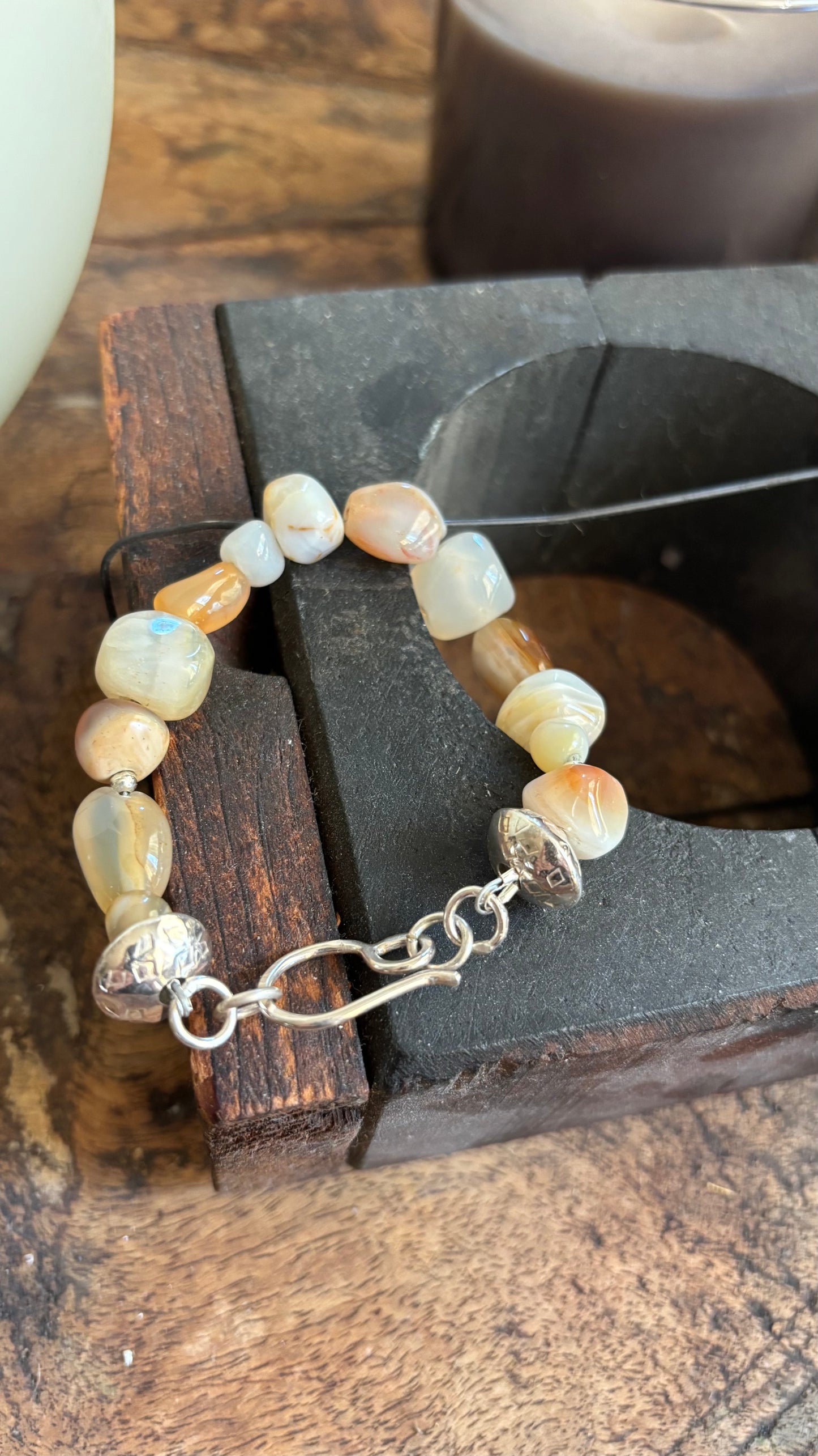 Agate Beaded Bracelet