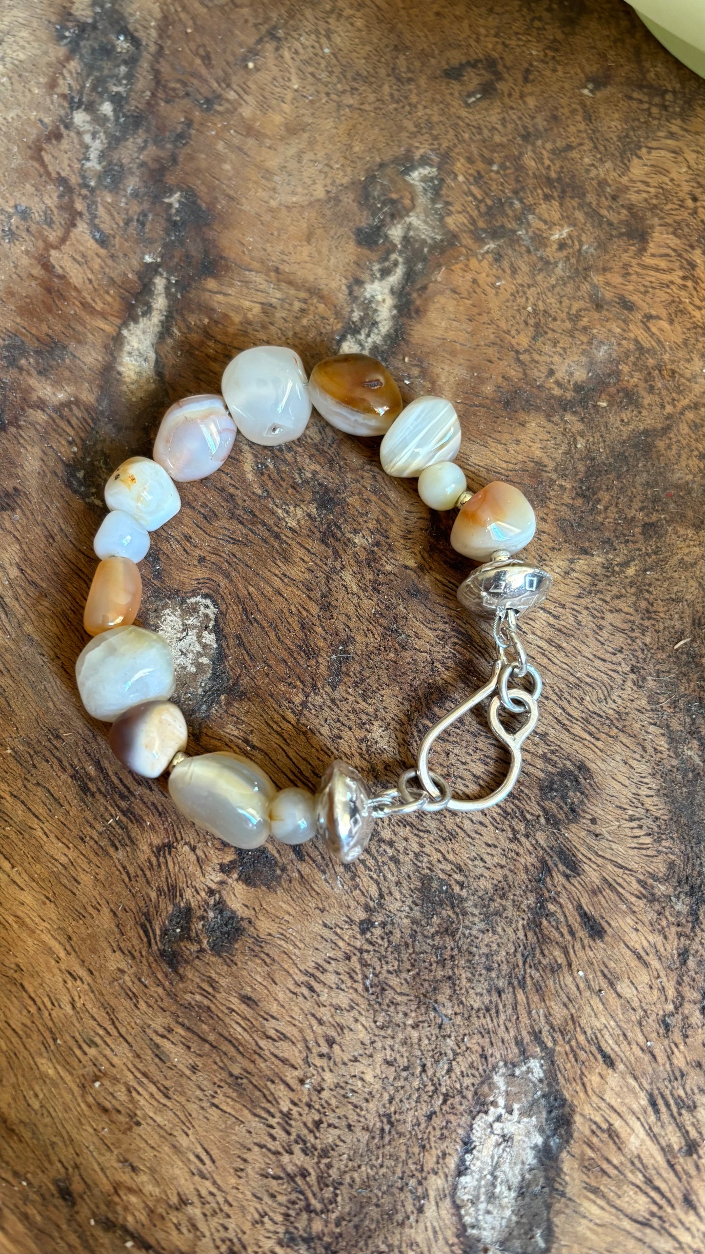 Agate Beaded Bracelet