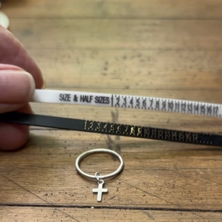 Cross Tiny Ring