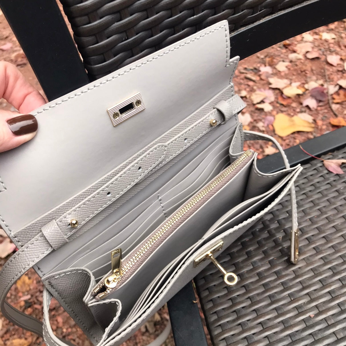 Kelly Crossbody Wallet