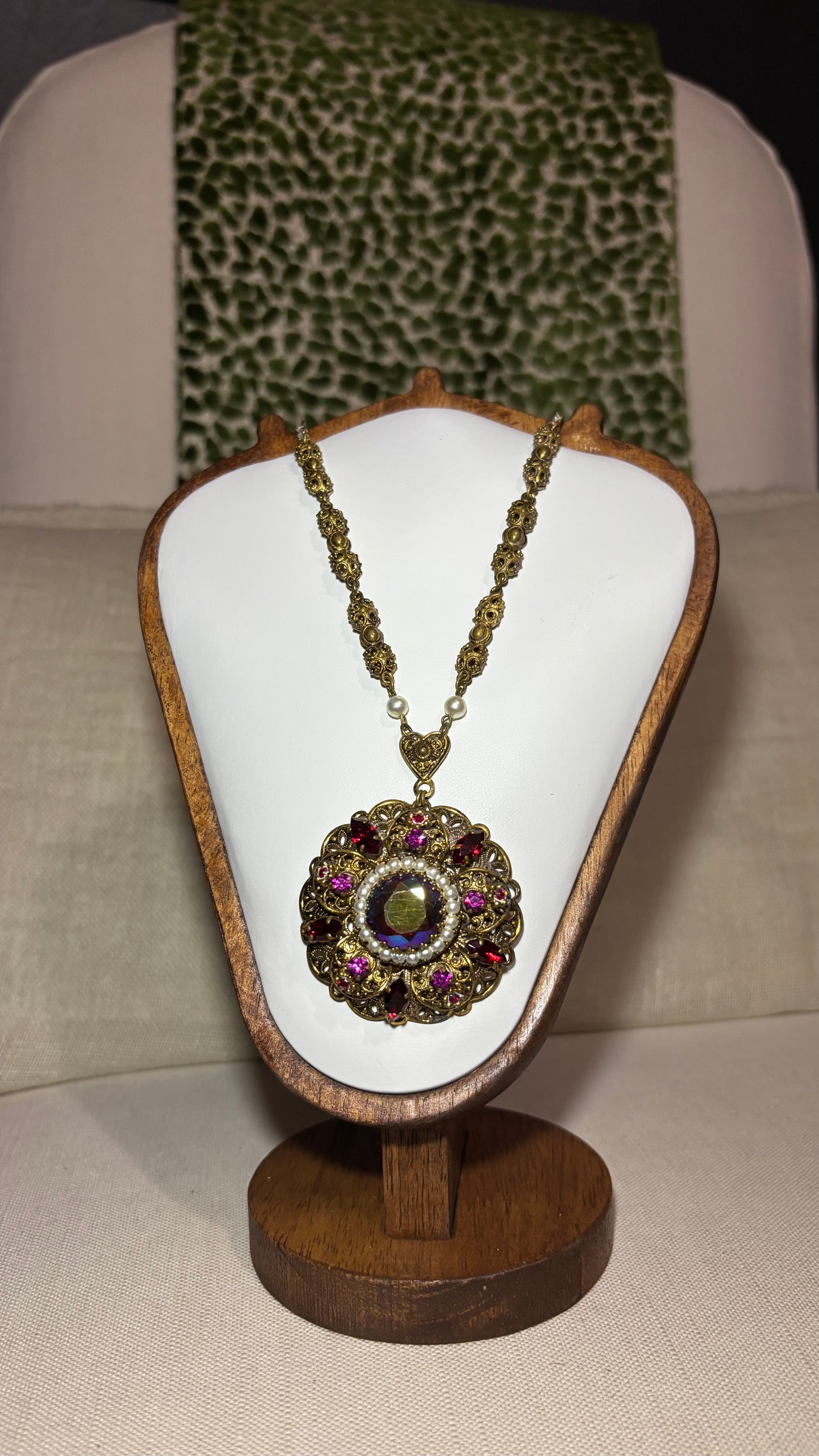 Vintage-Necklace