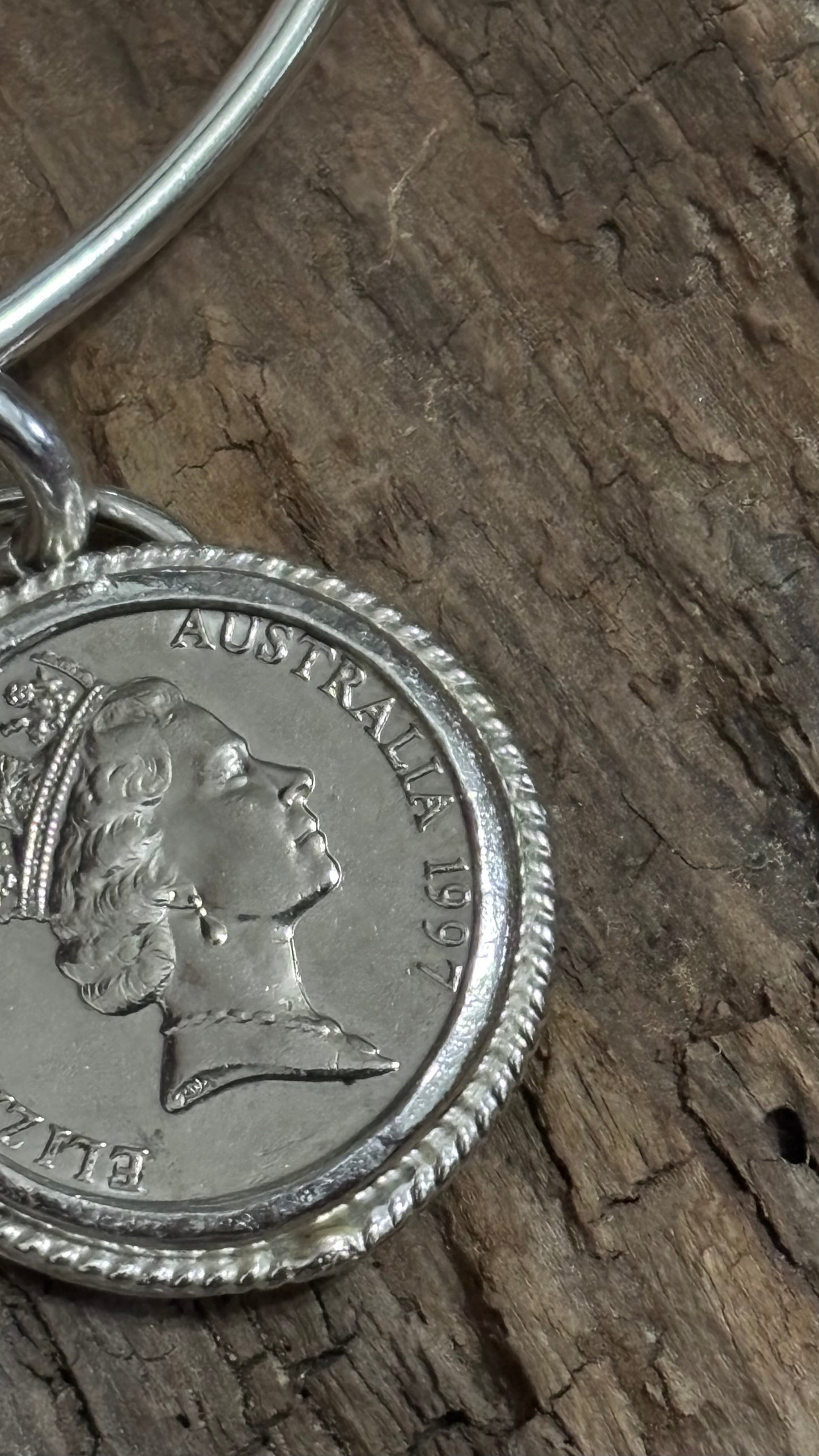 1997 Elizabeth II Bangle