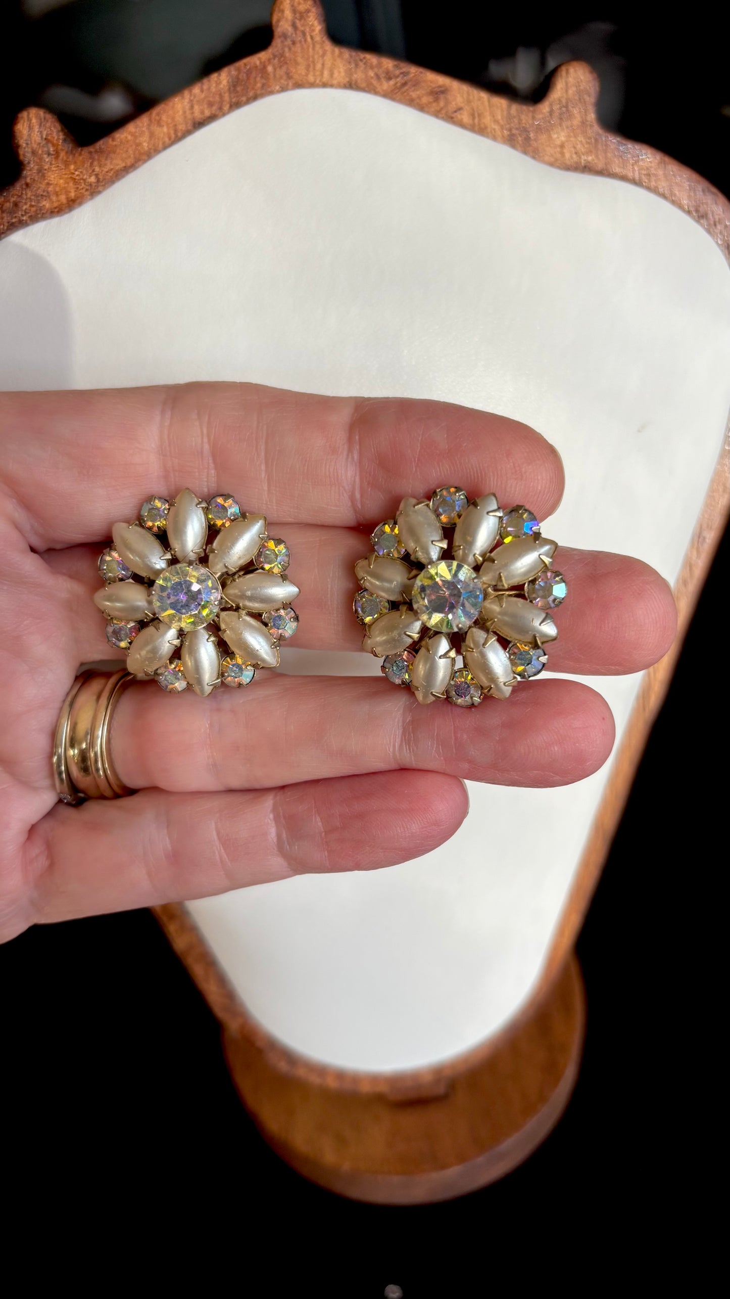 Vintage - Clip on Earrings