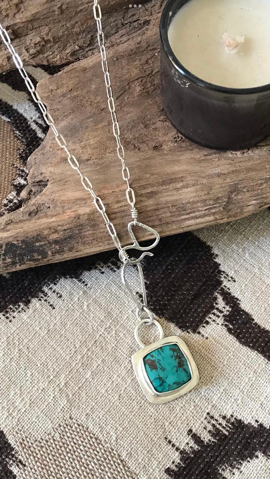Carico Lake Turquoise Necklace