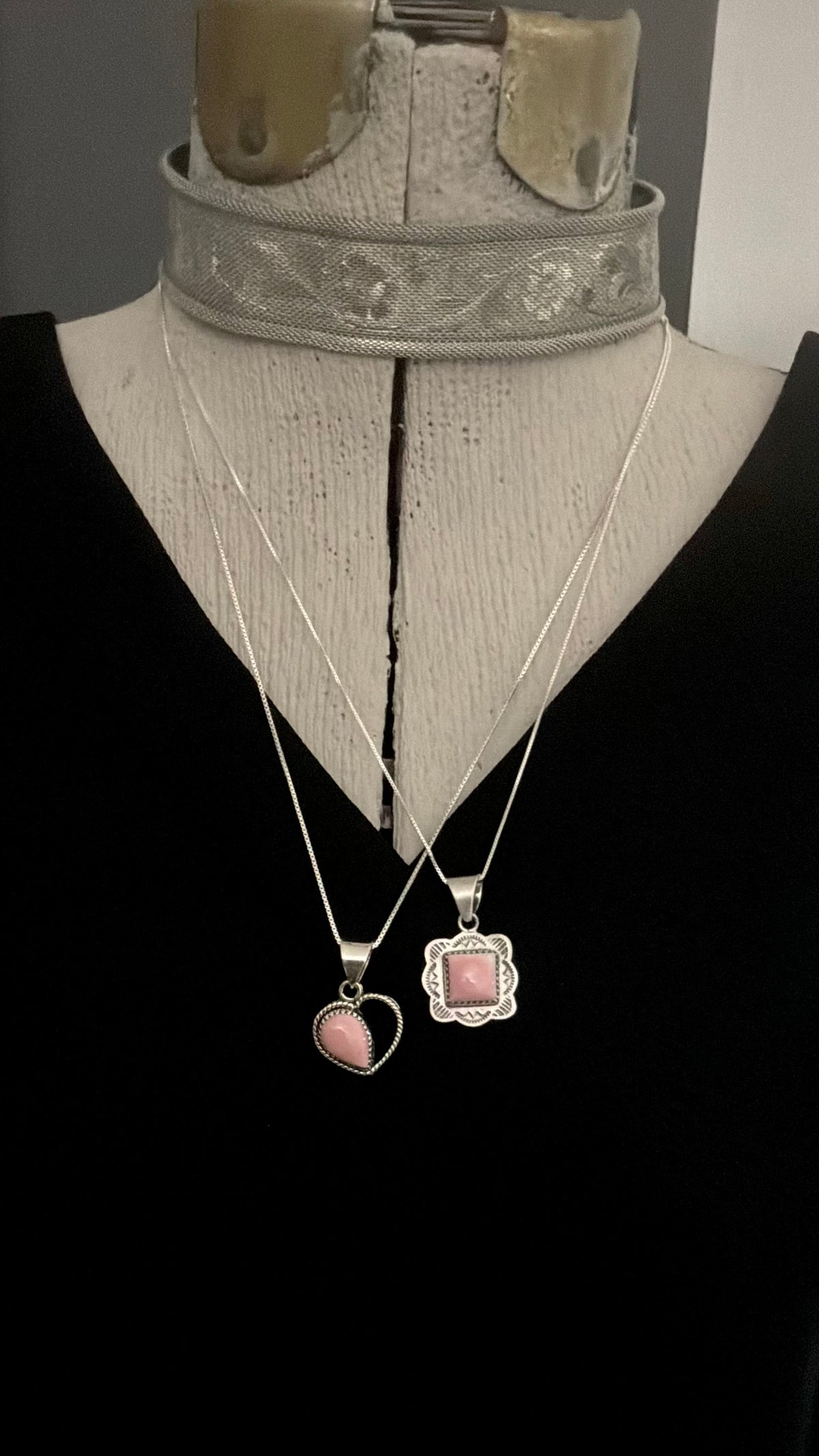 Heart Pink Conch Necklace