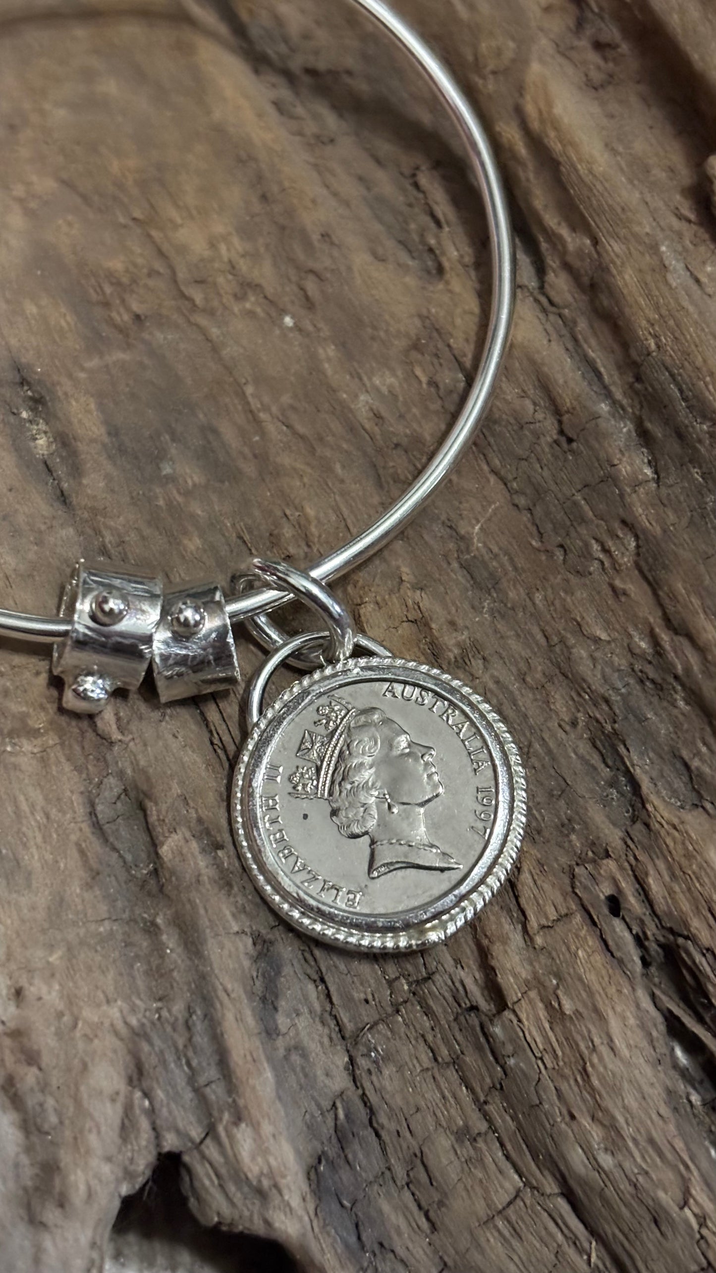 1997 Elizabeth II Bangle