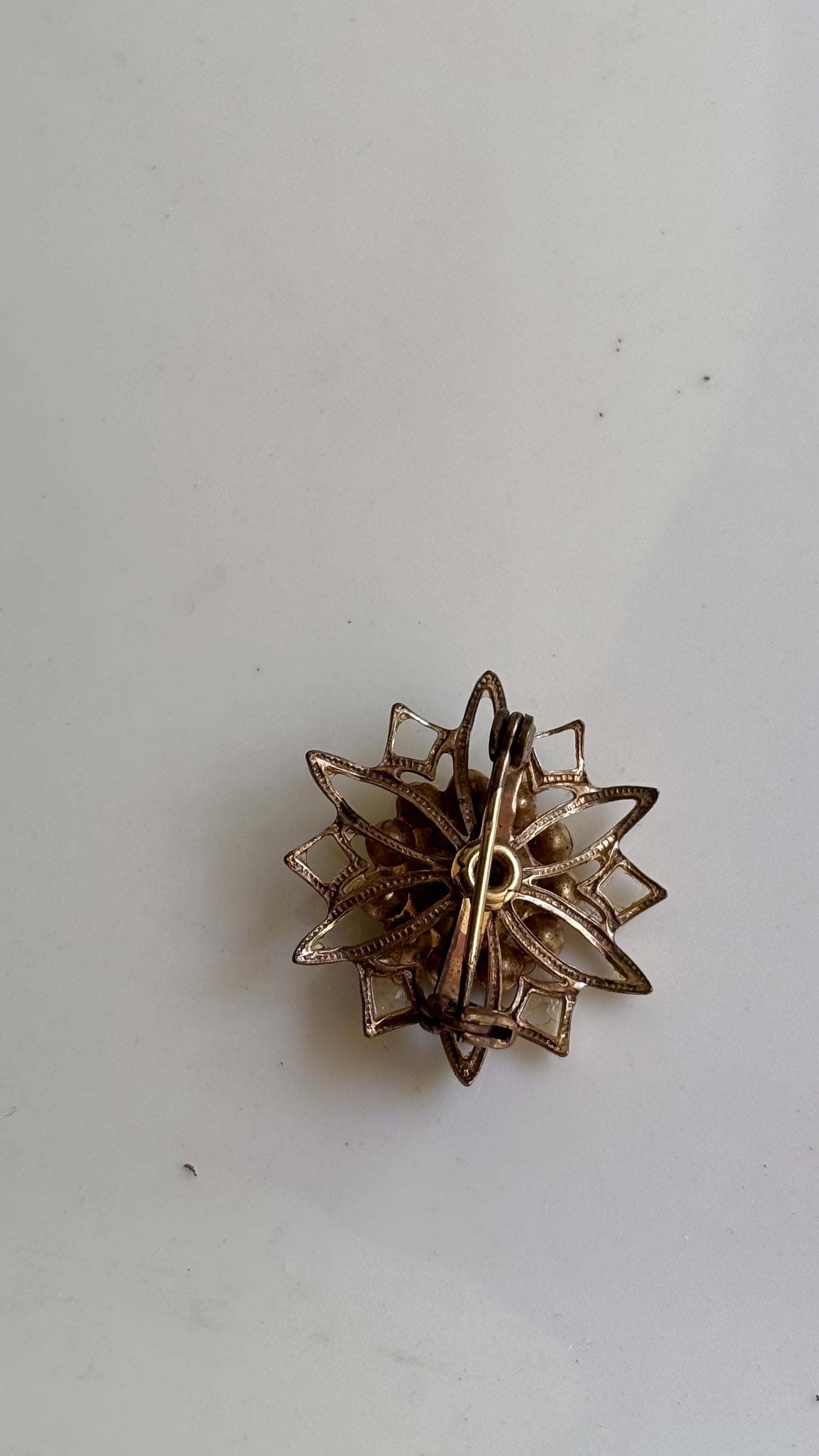 Vintage - Scatter Pin