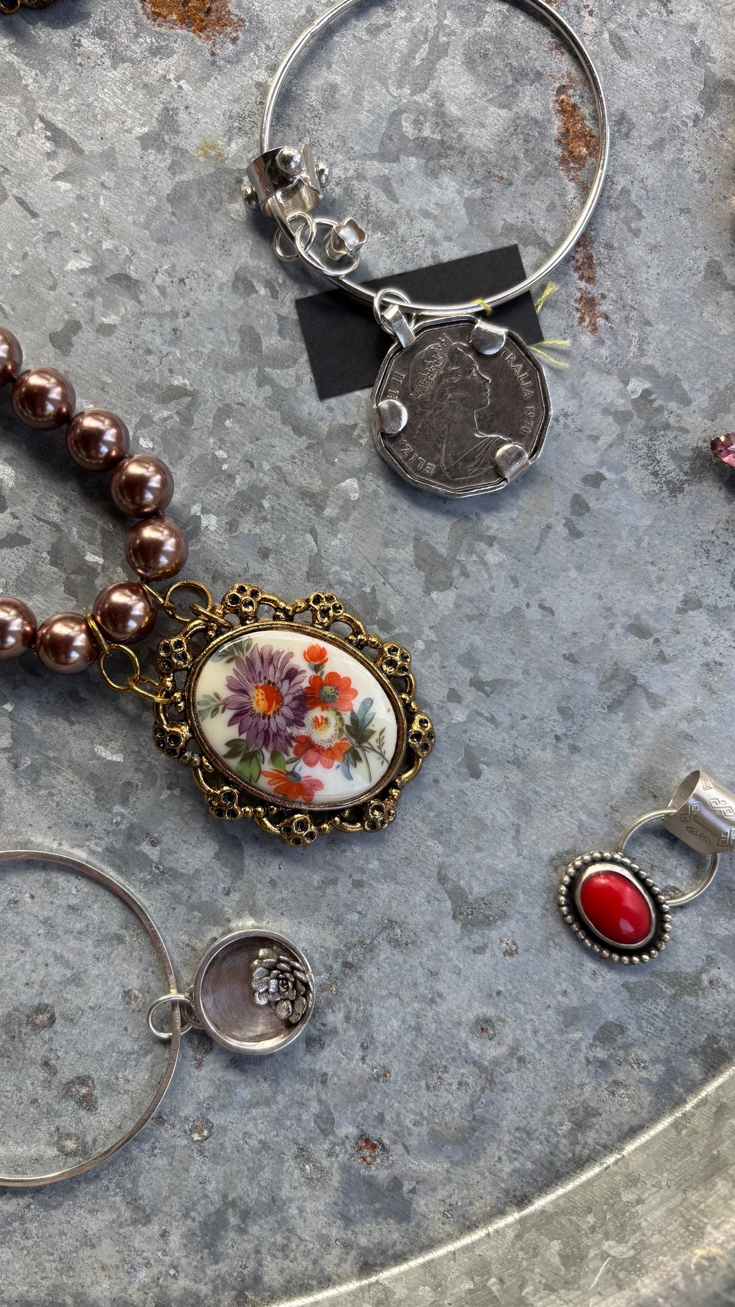 Vintage Brooch - Necklace