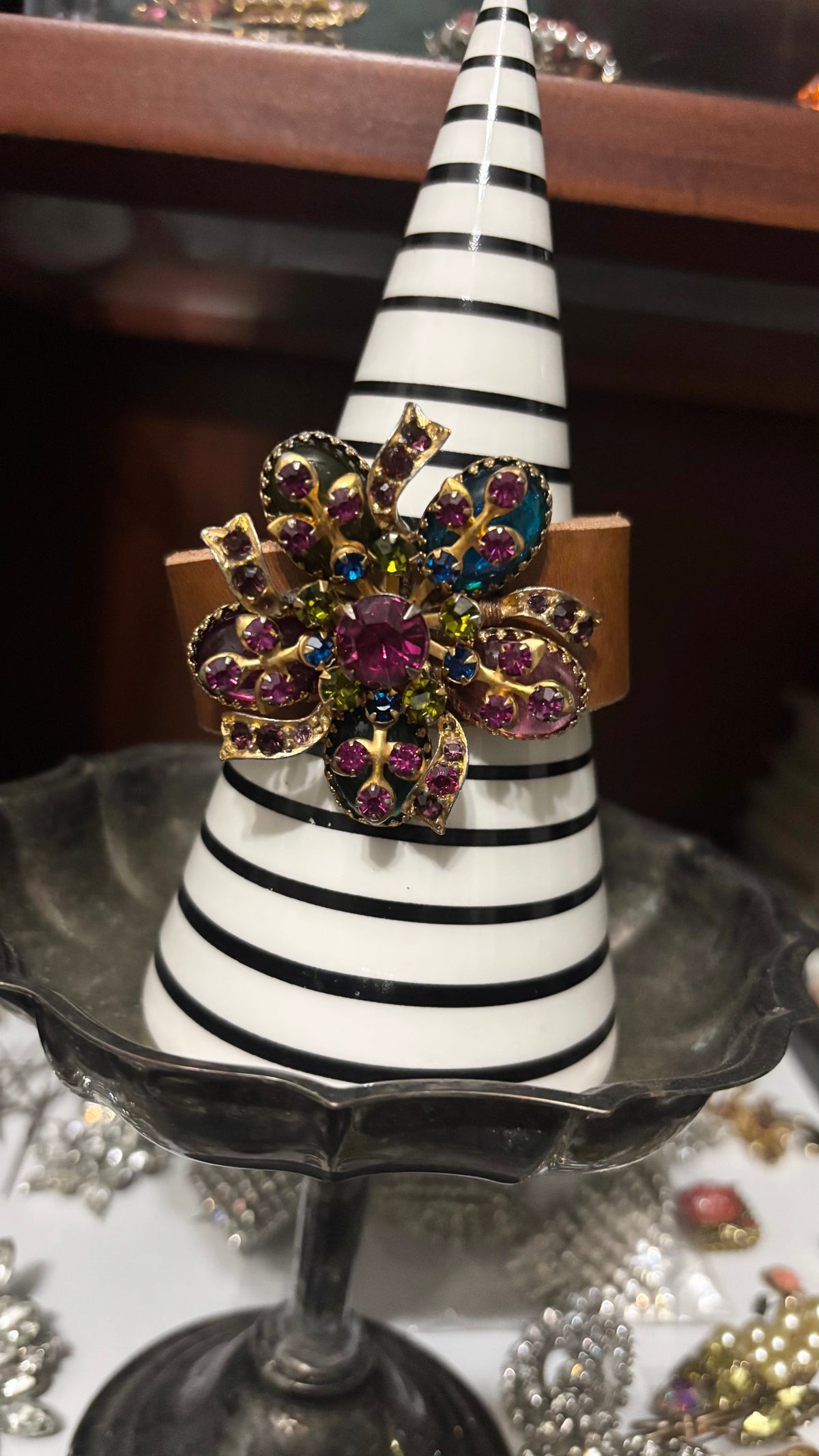 Vintage - Brooch Cuff