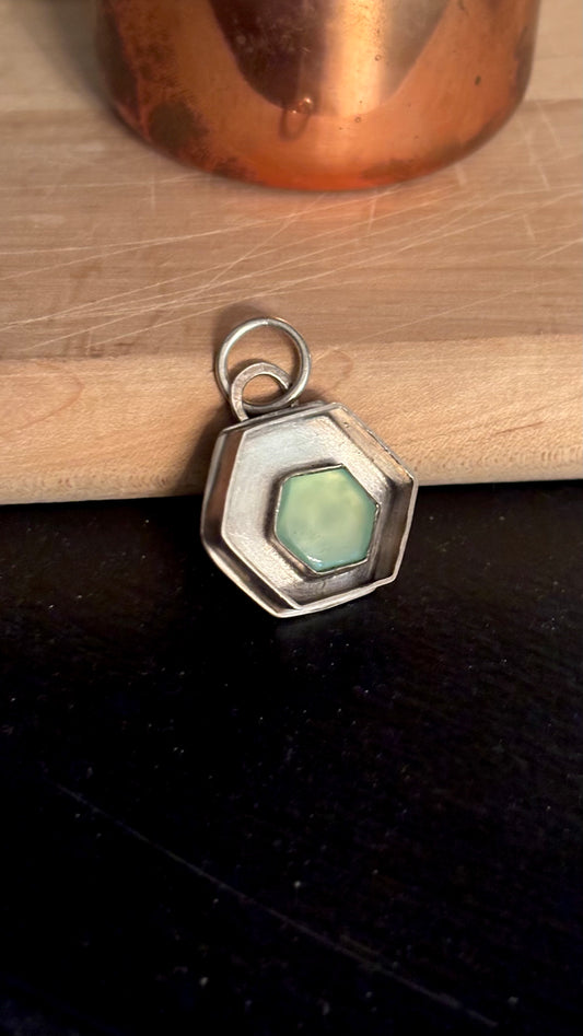 Charm - Hexagon